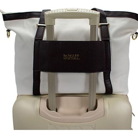 BADGLEY MISCHKA Anna vegan Leather Tote Travel Bag, purse XL Weekender - Picture 7 of 11